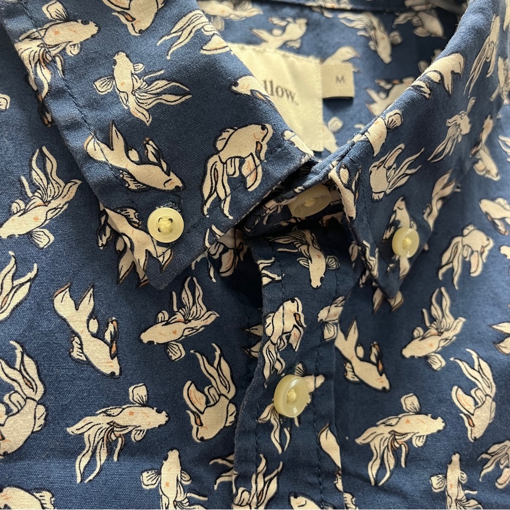 Goodfellow Koi Fish Pattern Shirt Euc - image 3